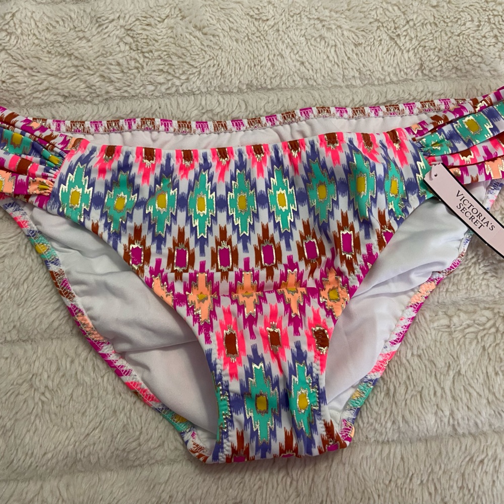 Victoria’s Secret swim